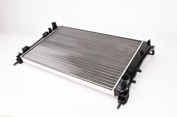 Kühler Wasserkühler Motorkühler