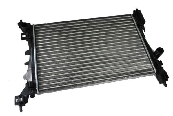 Kühler Wasserkühler Motorkühler