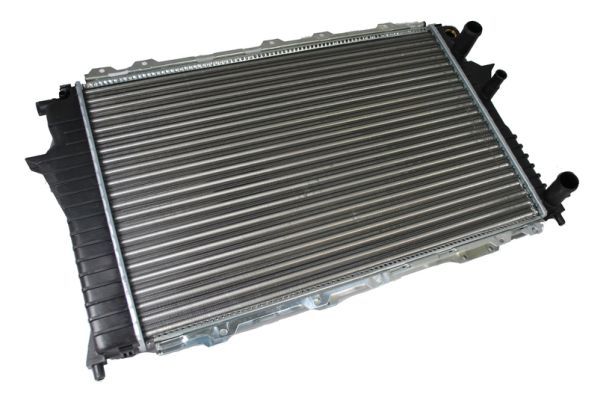 Kühler Wasserkühler Motorkühler
